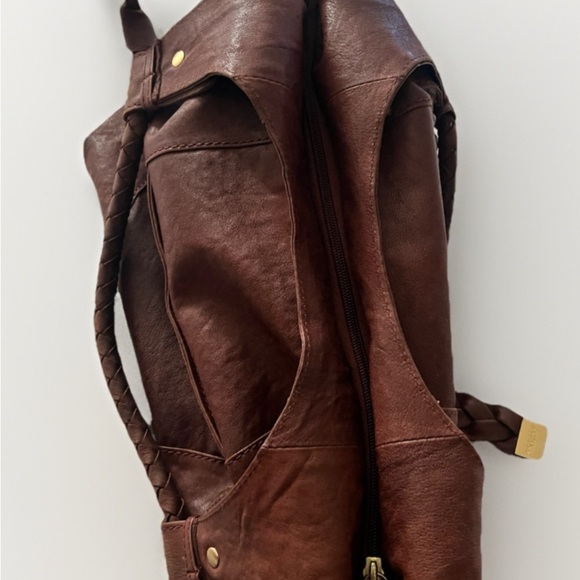 Modalu London Brown Leather Shoulder Bag with Braided Detail - Picture 5 of 15